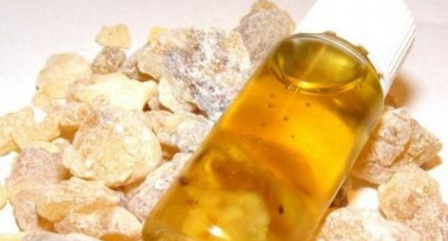 Top 7 Uses and Benefits of Frankincense Essential Oil